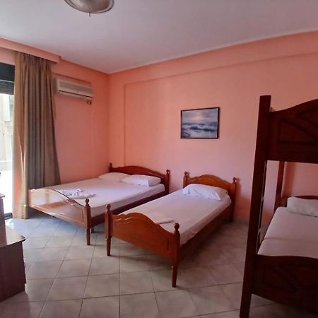 Hotel Rossi Влёра Экстерьер фото