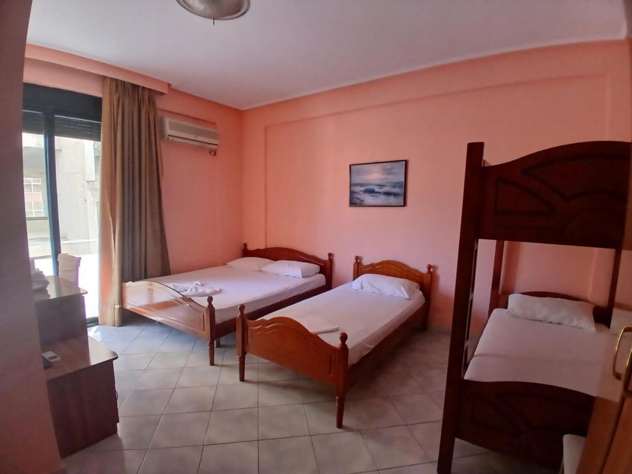 Hotel Rossi Влёра Экстерьер фото